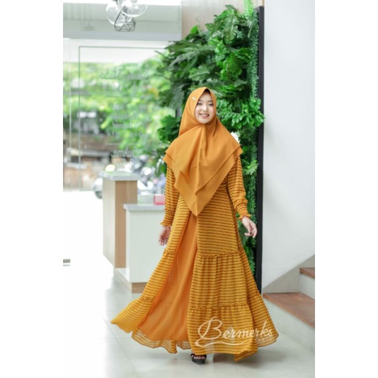 Gamis Syari Gamis Terbaru Gamis Azizah Motif Garis Gamis set plus khimar/hijab