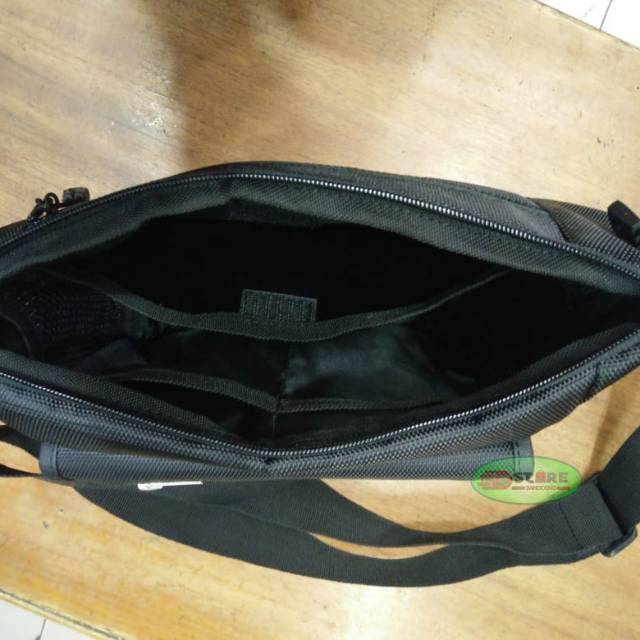 Sling Bag Bordir Logo Persit UncleWest