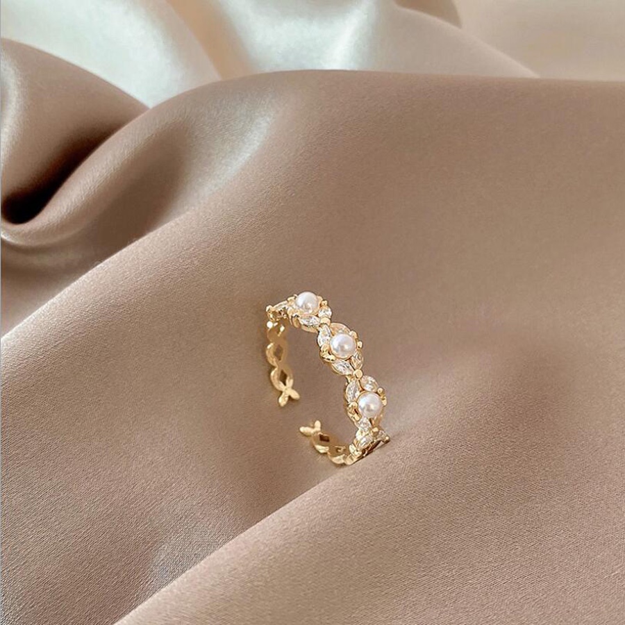 Cincin Baja Titanium Emas Mutiara Berlian Mewah Yang Elegan Perhiasan Fashion Wanita Rings Adjustable Size