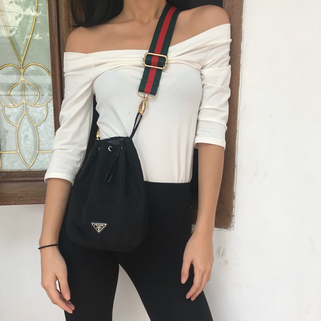 Mia Sabrina White Top + Gucci Parody Strap Bag Tali Tas Selempang