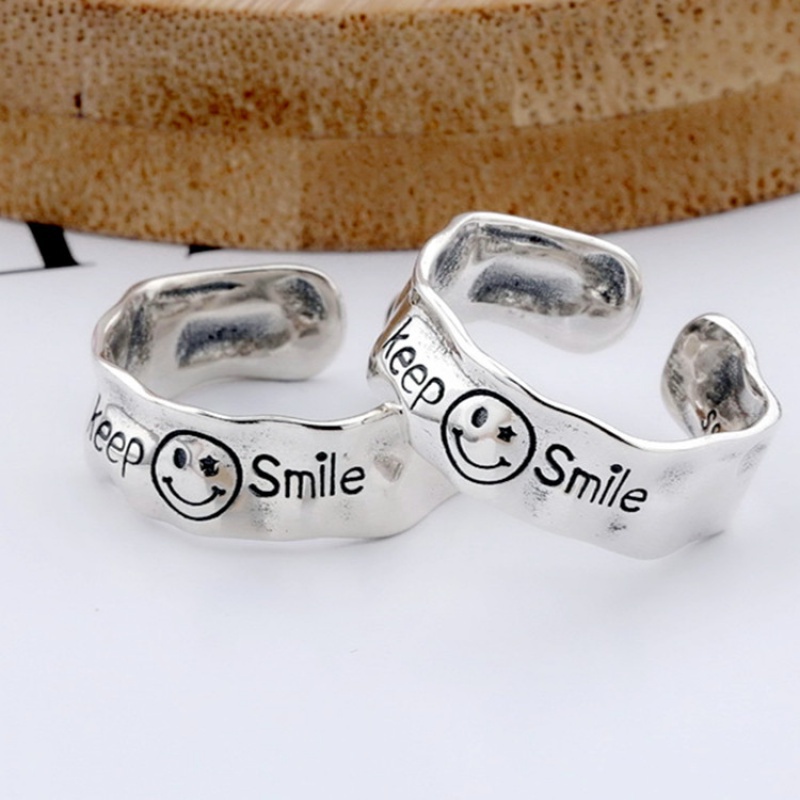 Cincin Model Terbuka Bahan Stainless Steel Motif Tulisan Smile Gaya Retro Untuk Wanita