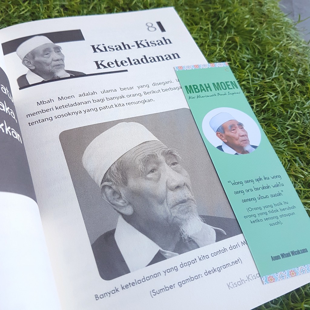 Buku Mbah Moen: Kiai Kharismatik Penuh Inspirasi-4