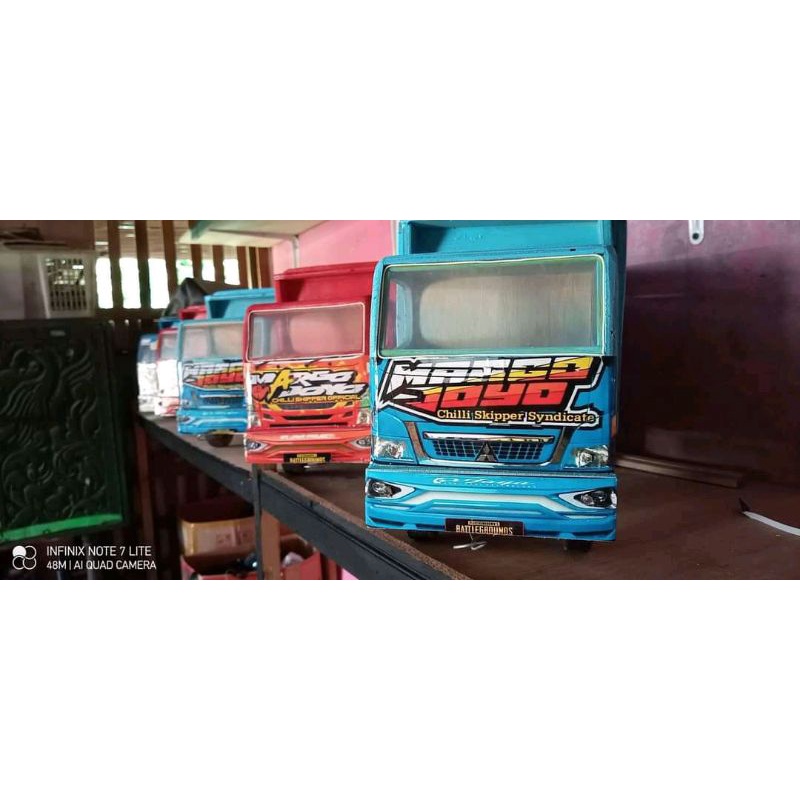 miniatur truk oleng canter, giga