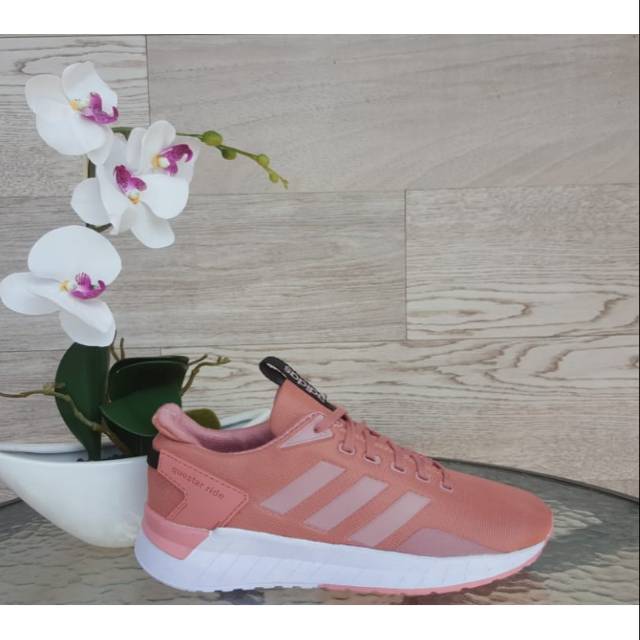 SHOES Sepatu adidas GYM casual wanita terlaris
