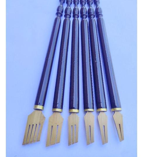 

Terbaru.. Paket Qalam kaligrafi Dekorasi (3,5,7,9,11,14mm)
