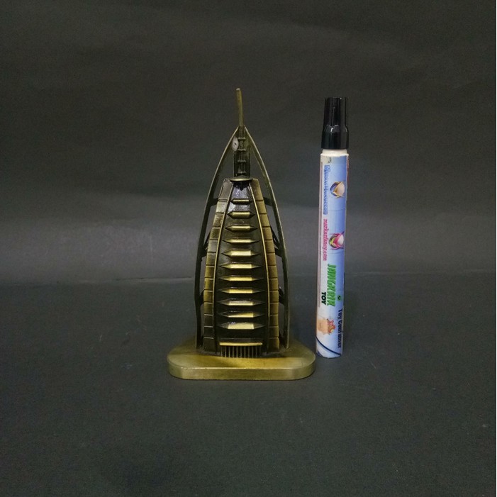 New Arrival PAJANGAN MINIATUR BURJ AL-ARAB SOUVENIR MENARA BURJ KHALIFA DUBAI Low Price!