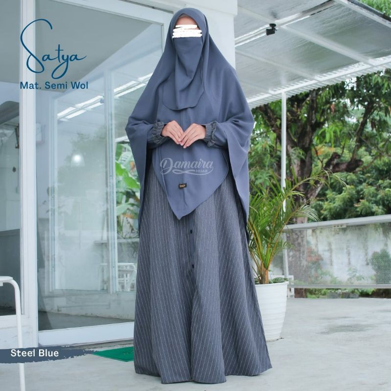 Satya Damaira Hijab