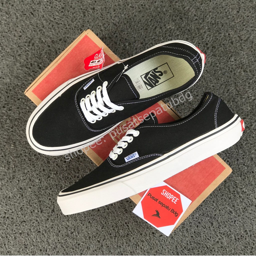 VANS AUTHENTIC CLASSIC BLACK WHITE