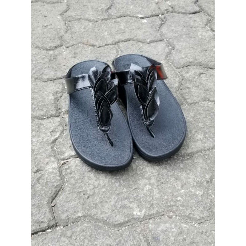 Sandal Fitflop Fino Leaf daun / Sandal Wanita Fitflop