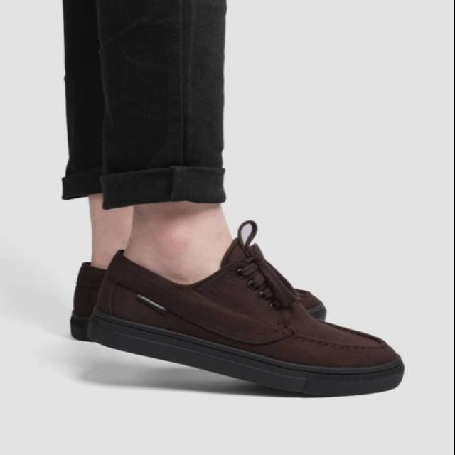 Joyland Canvas Brown V2