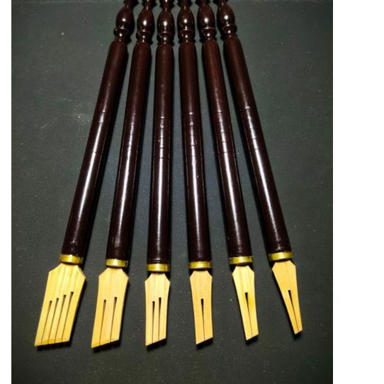 

Dijamin Miring harga.. Paket Qalam kaligrafi Dekorasi (3,5,7,9,11,14mm)