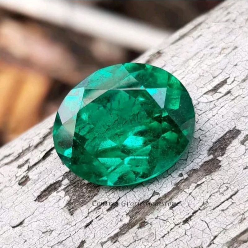 BATU PERMATA GREEN TOPAZ ASLI NATURAL CUTTING DIAMOND