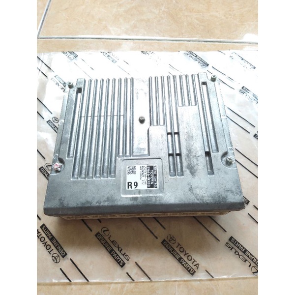 ECU COMPUTER TOYOTA FORTUNER VRZ MATIC DISEL NO 89666 - OKR90 ORI