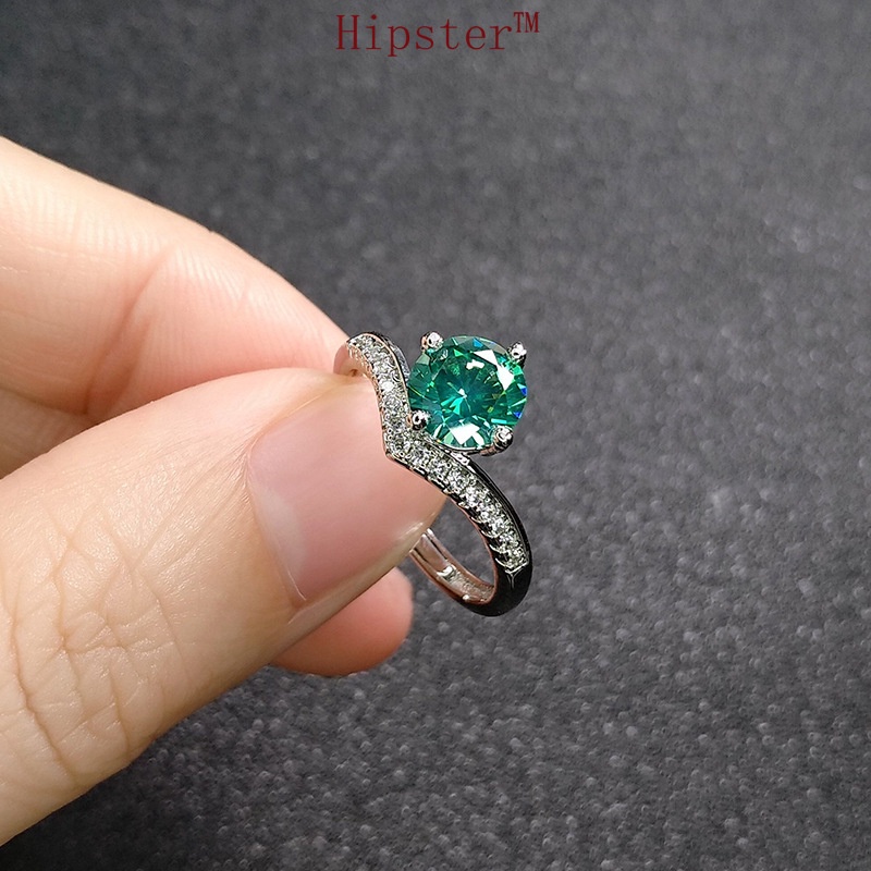 Fashion Hot Sale Classic Inlaid Emerald White Gold Ring