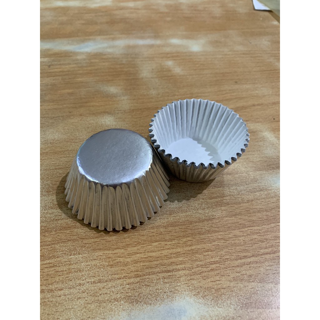 Case Diva 110/44 SILVER 100 pc / kertas muffin cupcake cup muffin cupcake