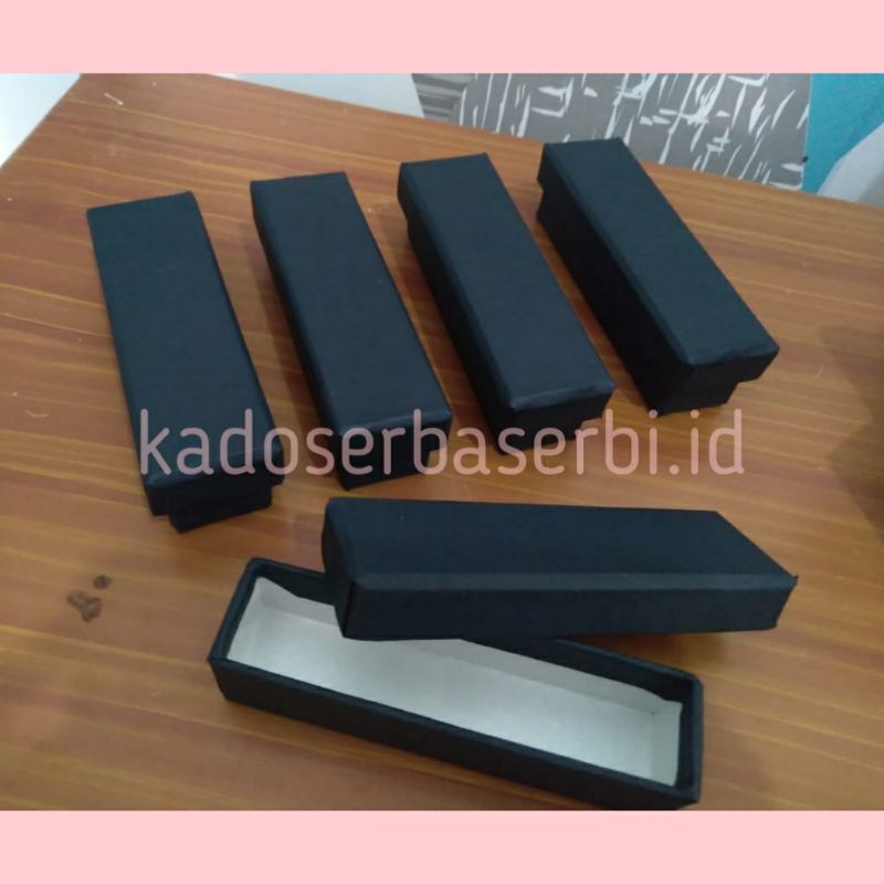 

kotak kado (hardbox) uk. 12 x 2,5 x 3 cm | hampers | giftbox | box kado
