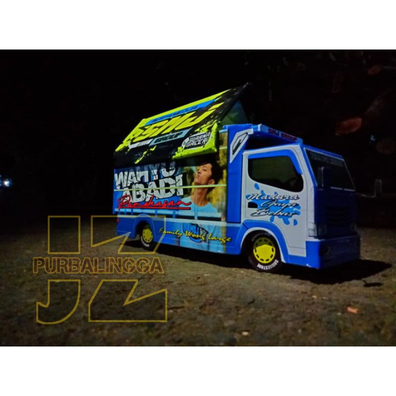 Miniatur Truk Oleng Wahyu Abadi Bisa Oleng