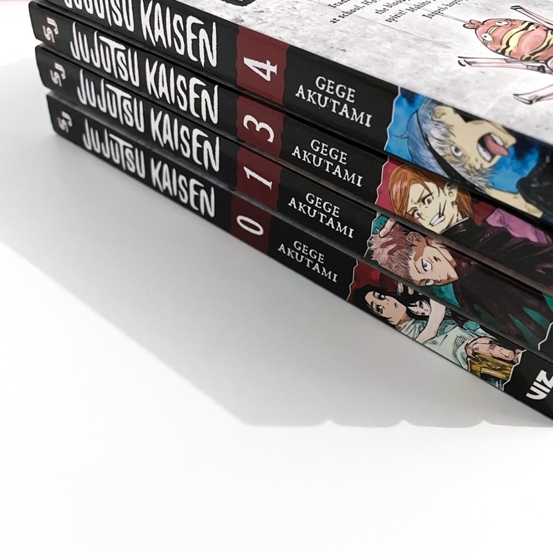 PRELOVED JUJUTSU KAISEN ENGLISH MANGA