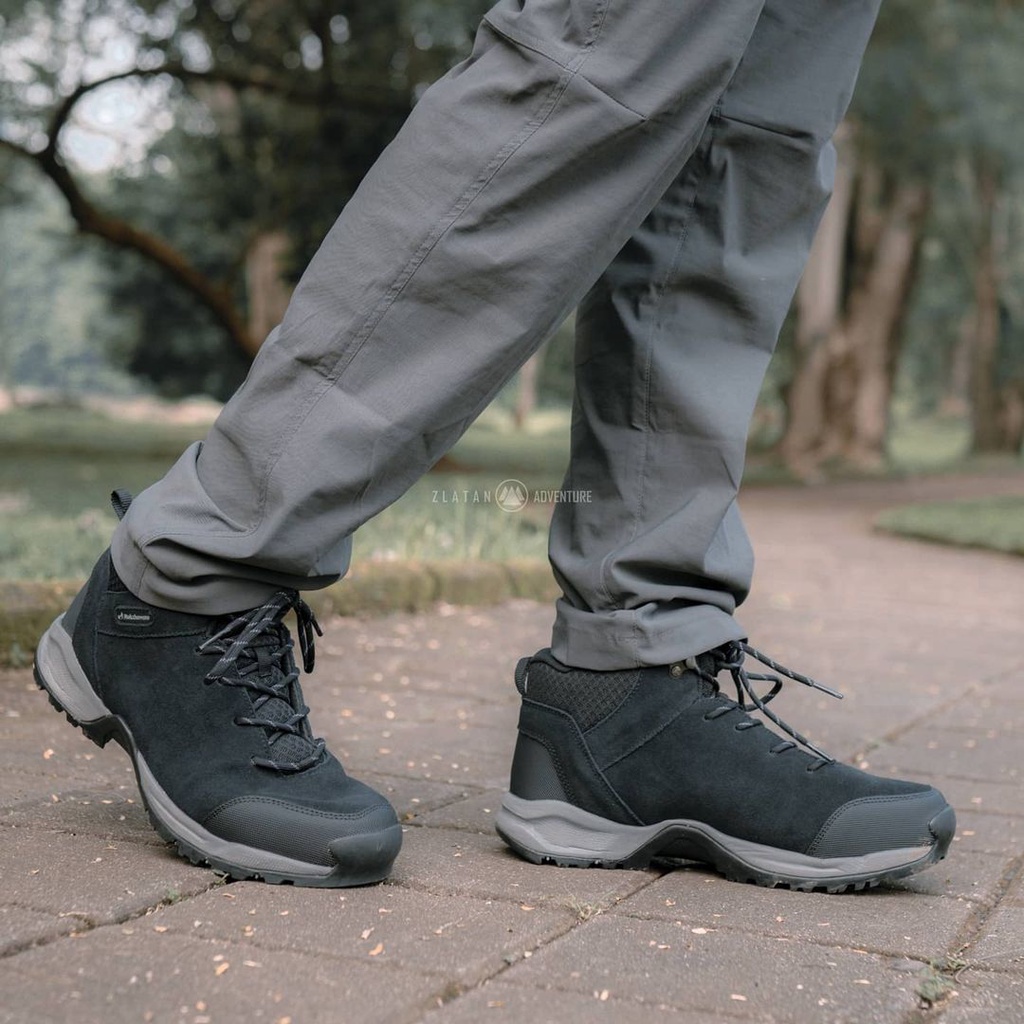 Sepatu Gunung / Sepatu Mokzhaware Breathe Suede Original Terlaris