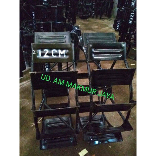 Roda Besi Uk 12x27 Traktor Quick