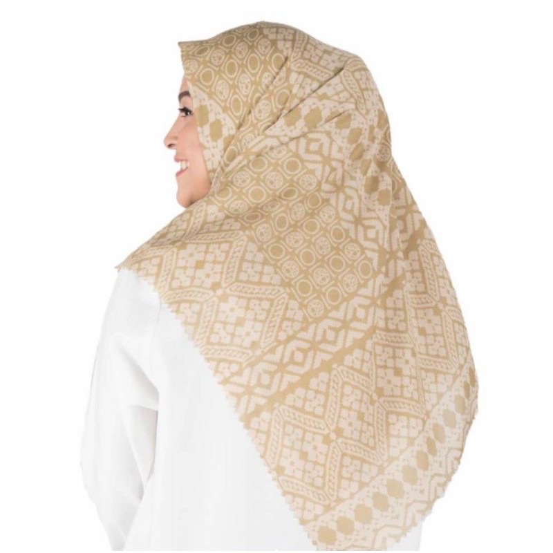 [PRELOVED] Original Ria Miranda Scarf Riamiranda RM Yellow Jinda Dekade Monogram Mono Kuning Mustard