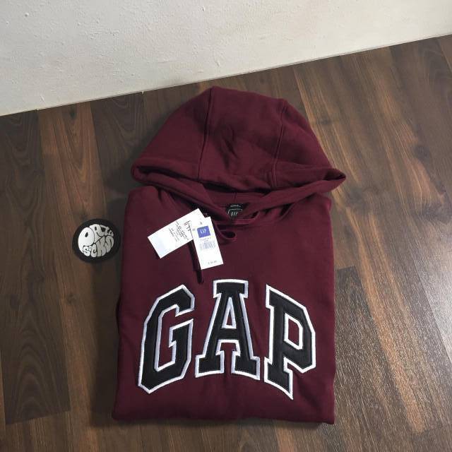 gap maroon hoodie