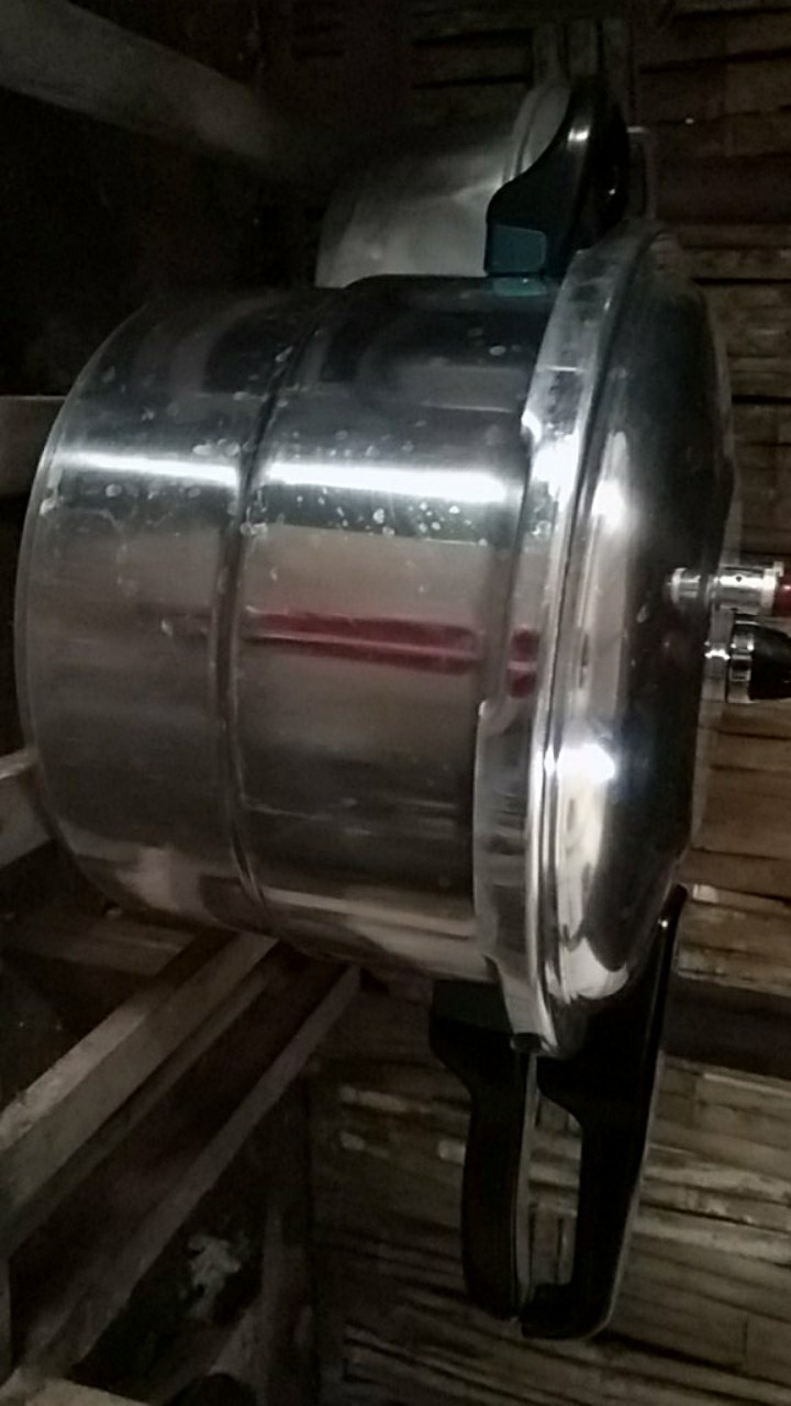 Panci Presto 8 Liter Panci Kukus 3 In 1 Alat Pelunak Duri Multifungsi Bonus Tutup Kaca