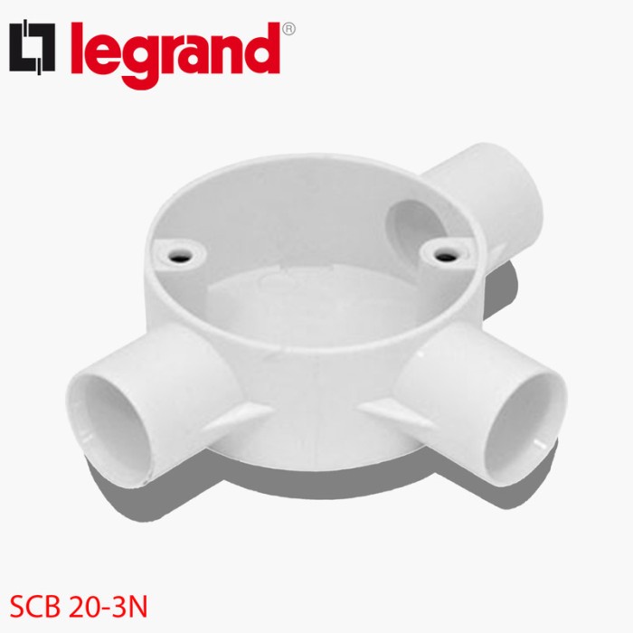 LEGRAND T-DUS 3 WAY BOX 20MM C/W NUT