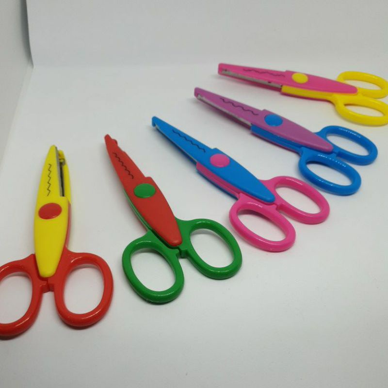 

Gunting Anak Beda Tekstur Stainless Steel