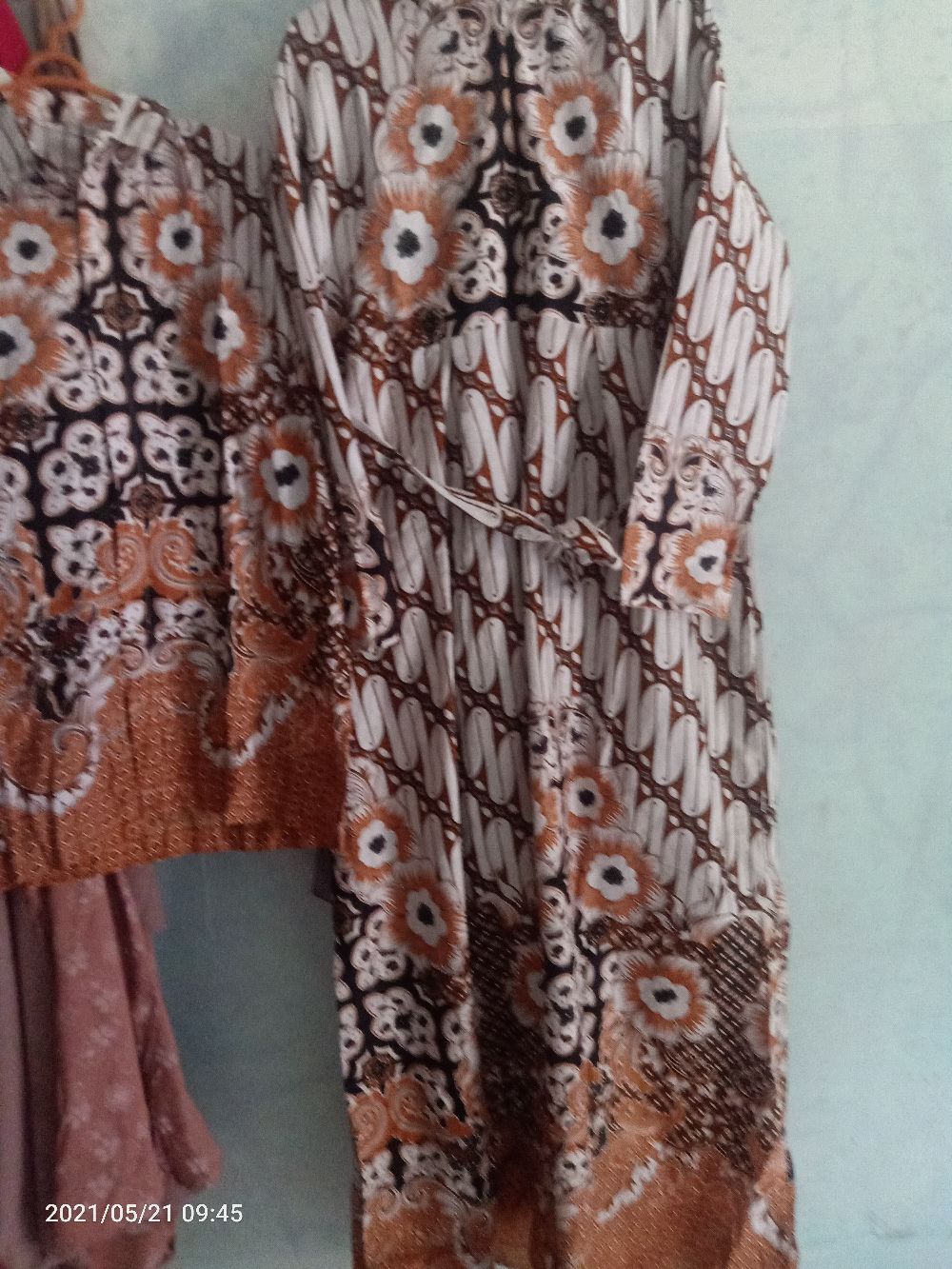 Maura Couple - Sania Ruffle Batik Couple Ori Ndoro Jowi Garansi Termurah Shopee - Batik Modern Solo