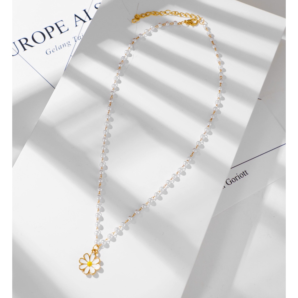 Kalung Liontin Wanita MUTIARA DAISY Gaya Korea Fashion Women Pearl Necklace Aksesoris Feshyen Cewek