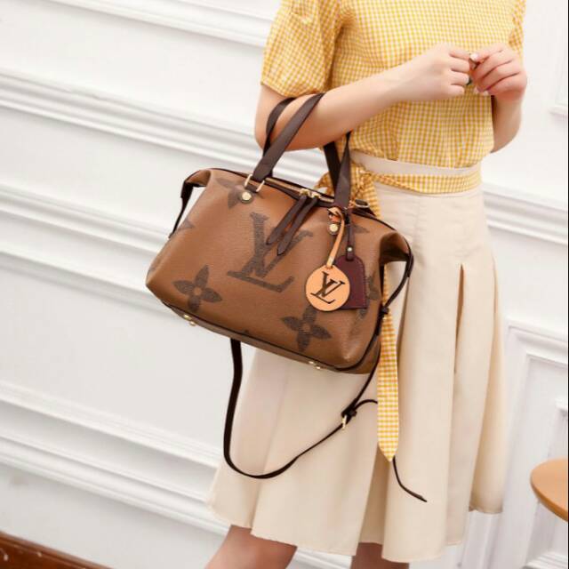 Tas Louis Vuitton Tote Bag #M12198