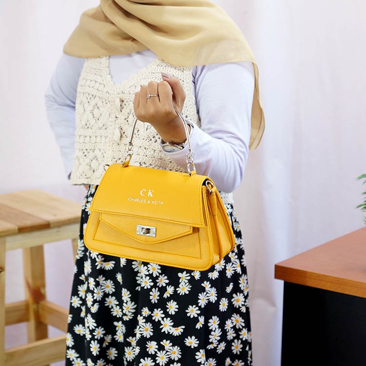 Tas Slempang Jinjing Wanita Besi Amorea Tas wanita mewah Kekinian Tas fashion ootd