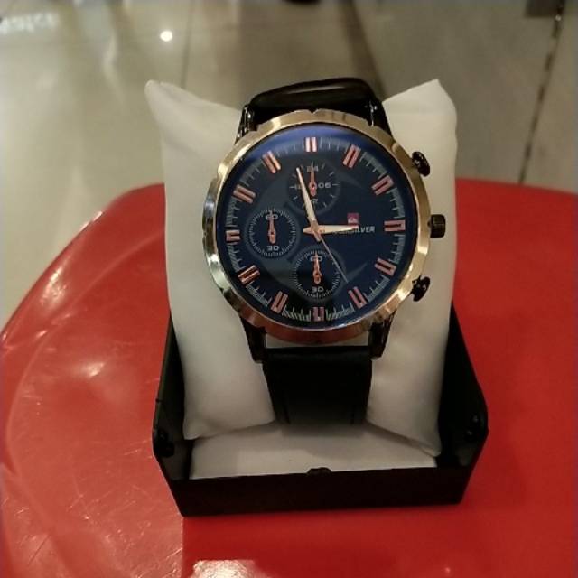 Jam Tangan Kulit Buat laki-laki Merek Quik Silver