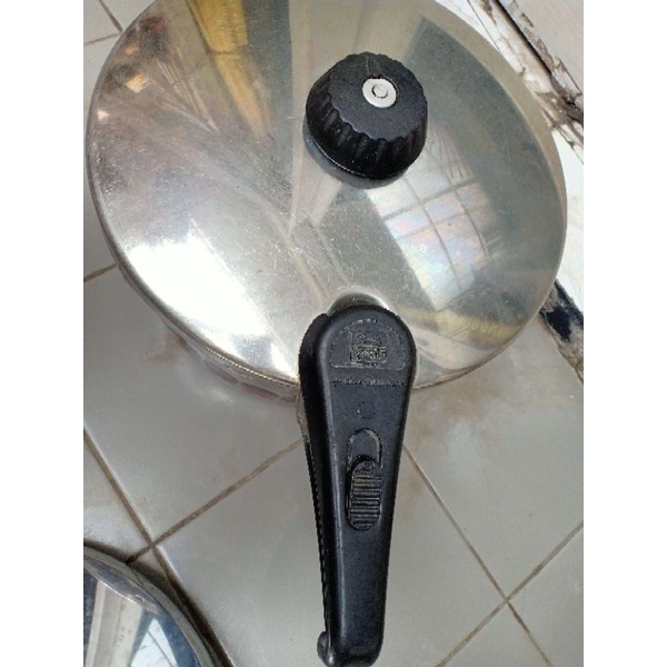 Fissler Vitavit Pressure Cooker Made in Jerman Panci Empuk Original Awet