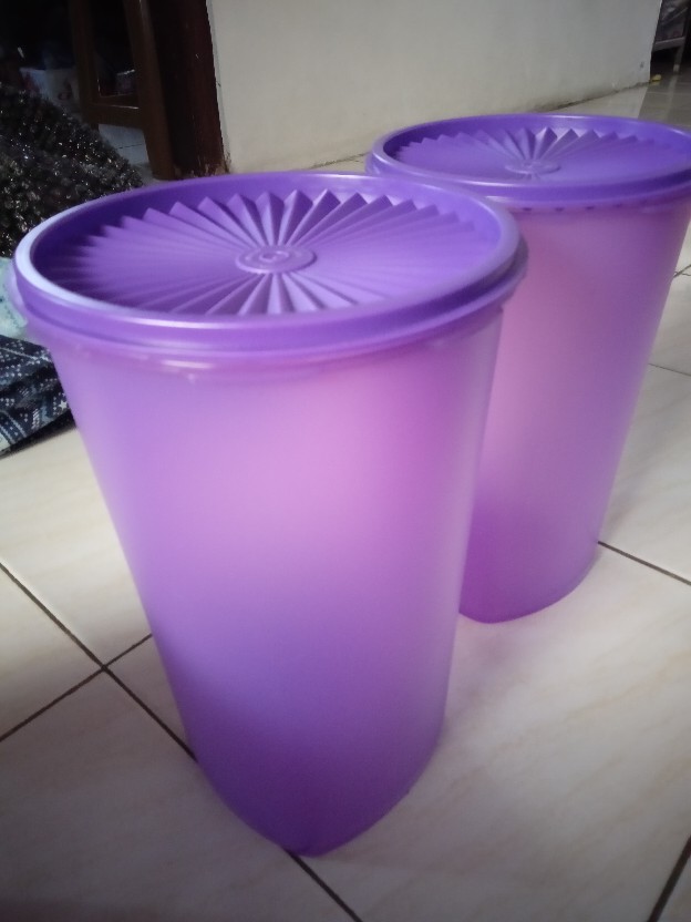 Snack Keeper Toples Tupperware