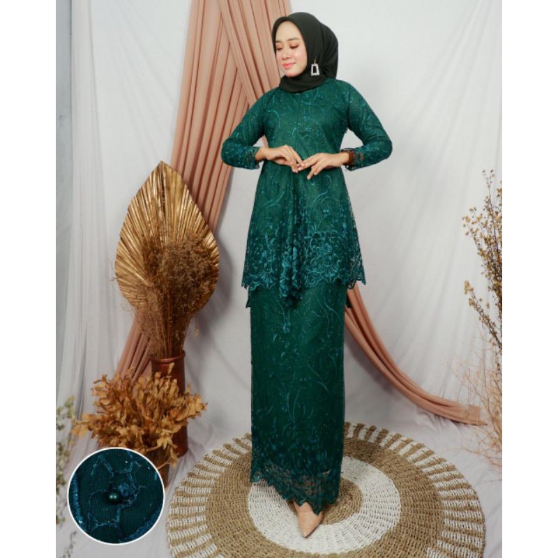 SETELAN KEBAYA TILLE MAURI ~ KEBAYA TILLE WISUDA ~ KEBAYA TILLE MODERN ~ KEBAYA TILLE PESTA-HIJAU BOTOL