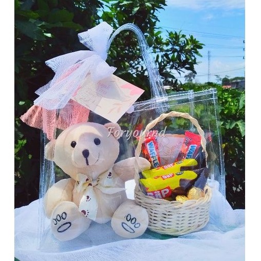 

HAMPERS WISUDA| ulang tahun | goodie bag | souvenir | hadiah ulang tahun | kado ulang tahun