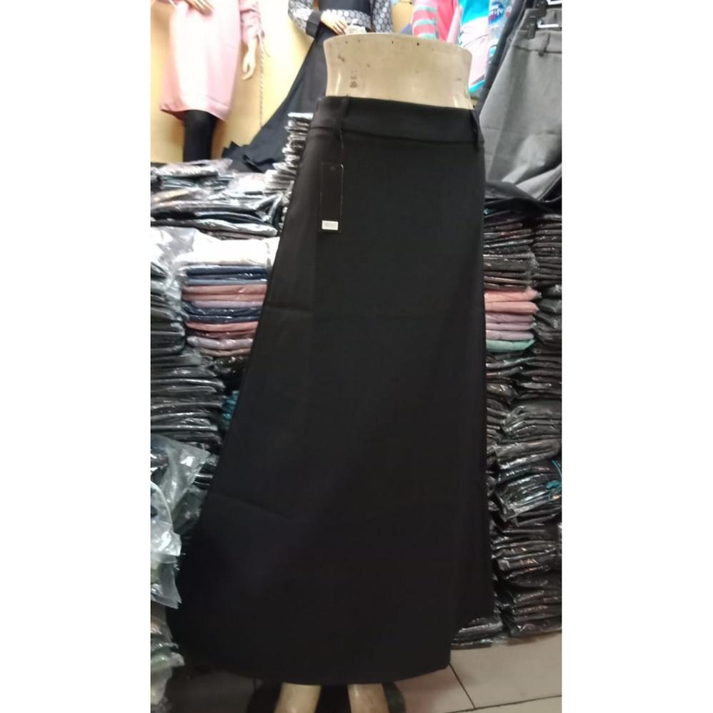 Rok Model A Wanita