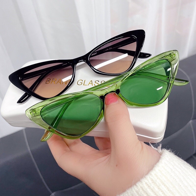 Mini cat eye sunnies / kacamata vintage