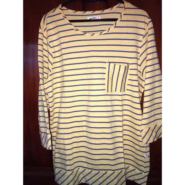 PRELOVED ATASAN/KAOS CORNICHE