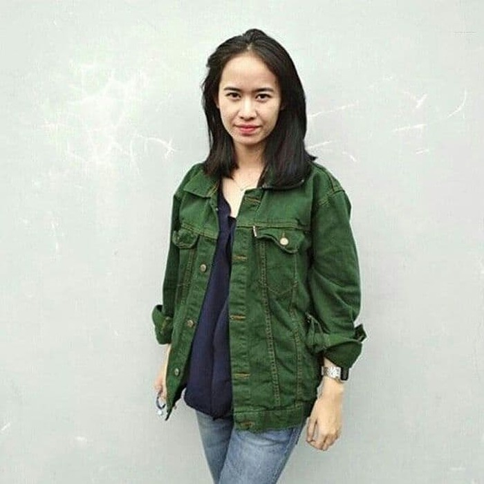 30 Ide Keren Jaket  Levis  Wanita Warna  Army Mamaisa Hotmess