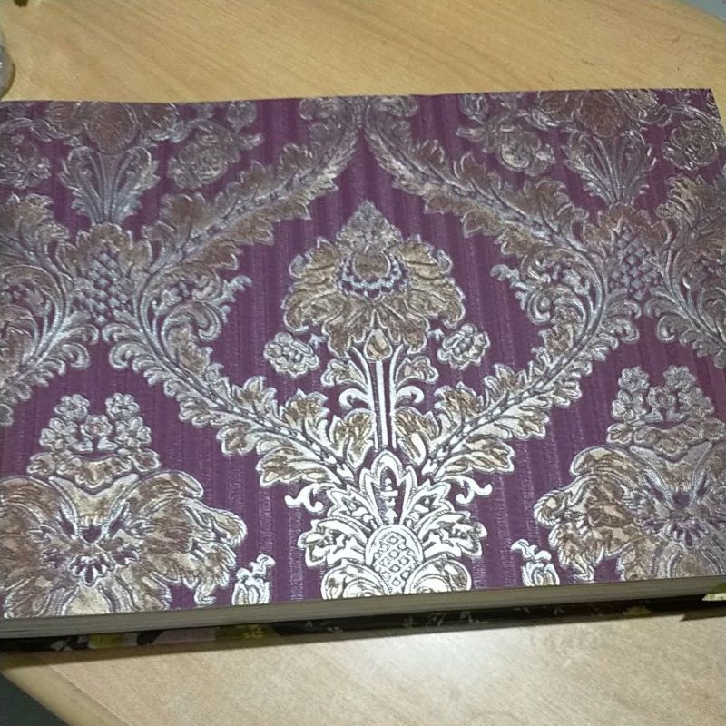 wallpaper dinding murah warna ungu klasik polos