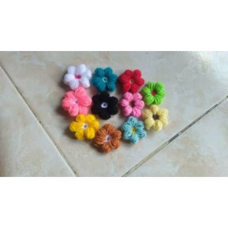 Aplikasi bunga rajut / bunga daisy rajut / aplikasi rajut