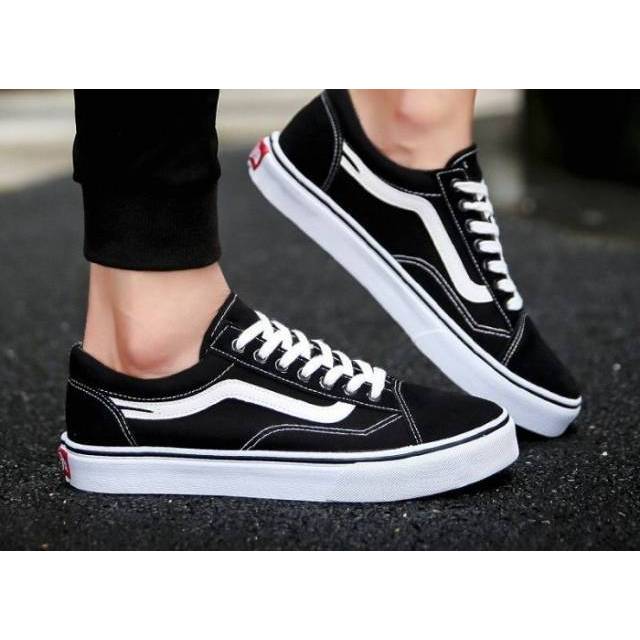 {COD} SNEAKERS FANS PRIA/SEPATU RUNNING/SEPATU IMPORT QUALITY