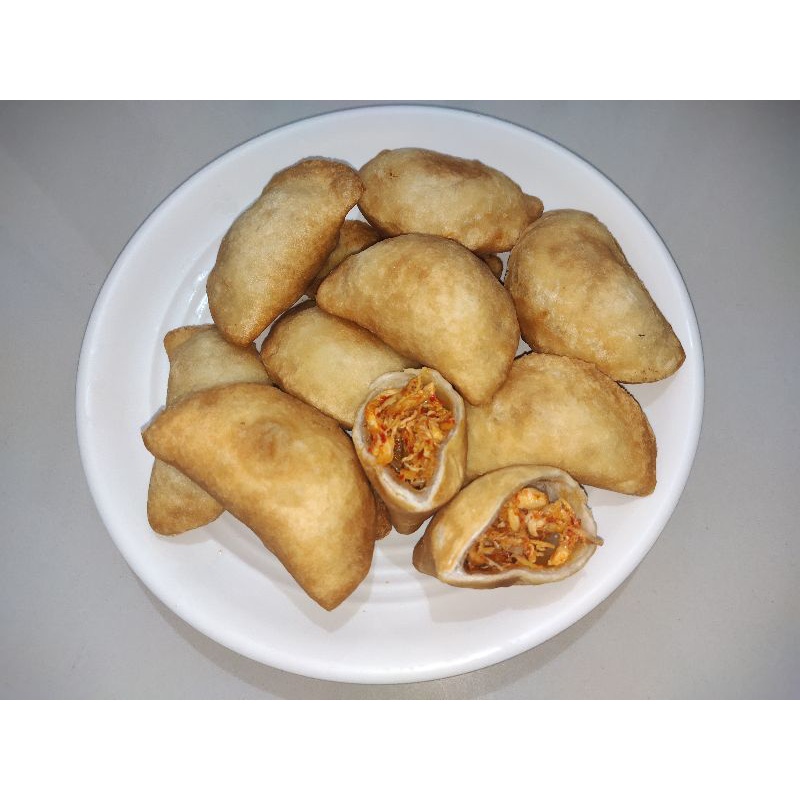 

Cireng isi Ayam Pedas /Cireng Bunting /CirengHamil/Cireng Ayam Suwir Pedas/Cireng Isi Khas Bandung/Cireng Pedas