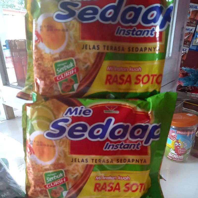 

Mie instan sedap soto