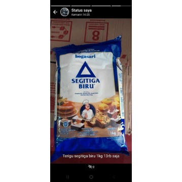 

Tepung Terigu segitiga biru 1kg kemasan