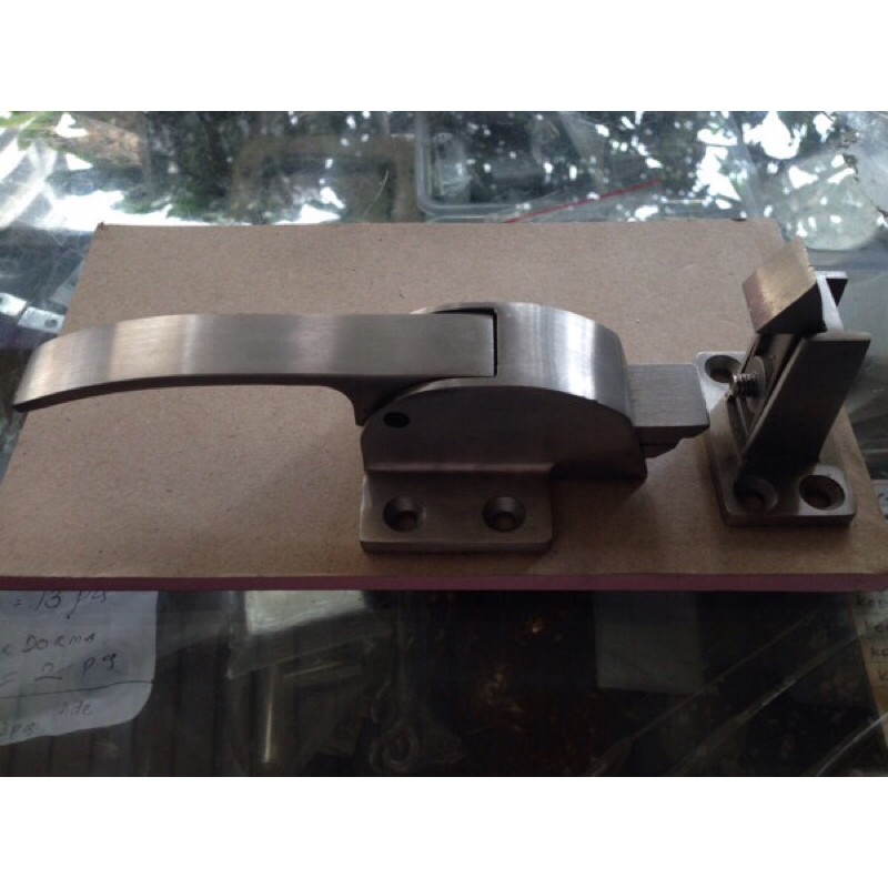 kunci kulkas besar freezer stainless steel (tarik samping)