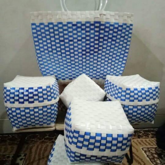 Tas paket seserahan